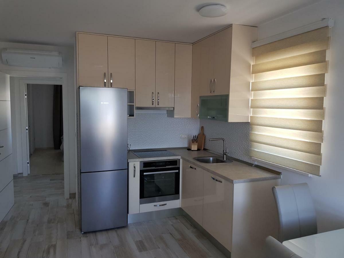 Apartmani Marella 돈지세케트 외부 사진