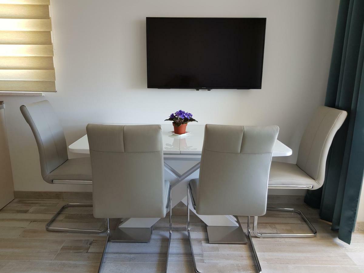 Apartmani Marella 돈지세케트 외부 사진