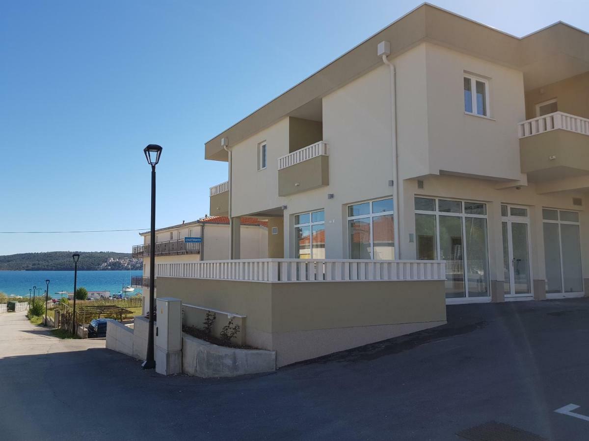 Apartmani Marella 돈지세케트 외부 사진
