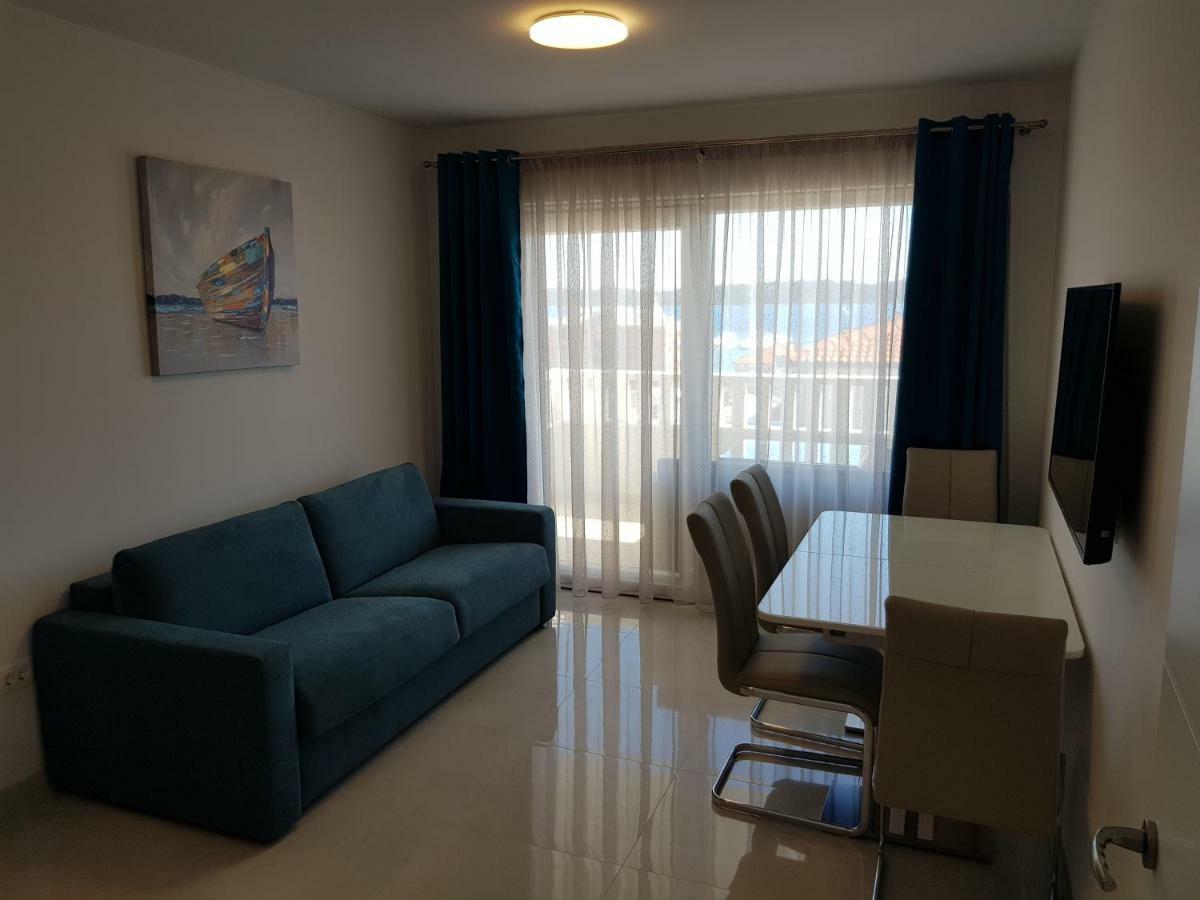 Apartmani Marella 돈지세케트 외부 사진