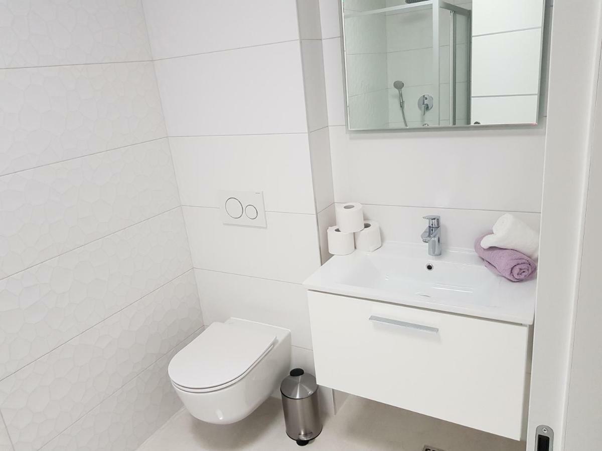 Apartmani Marella 돈지세케트 외부 사진