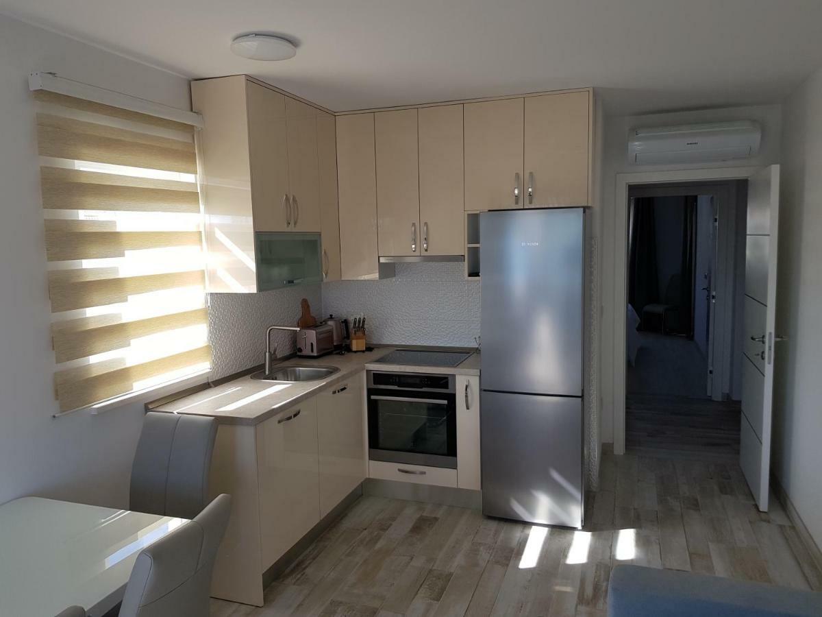 Apartmani Marella 돈지세케트 외부 사진