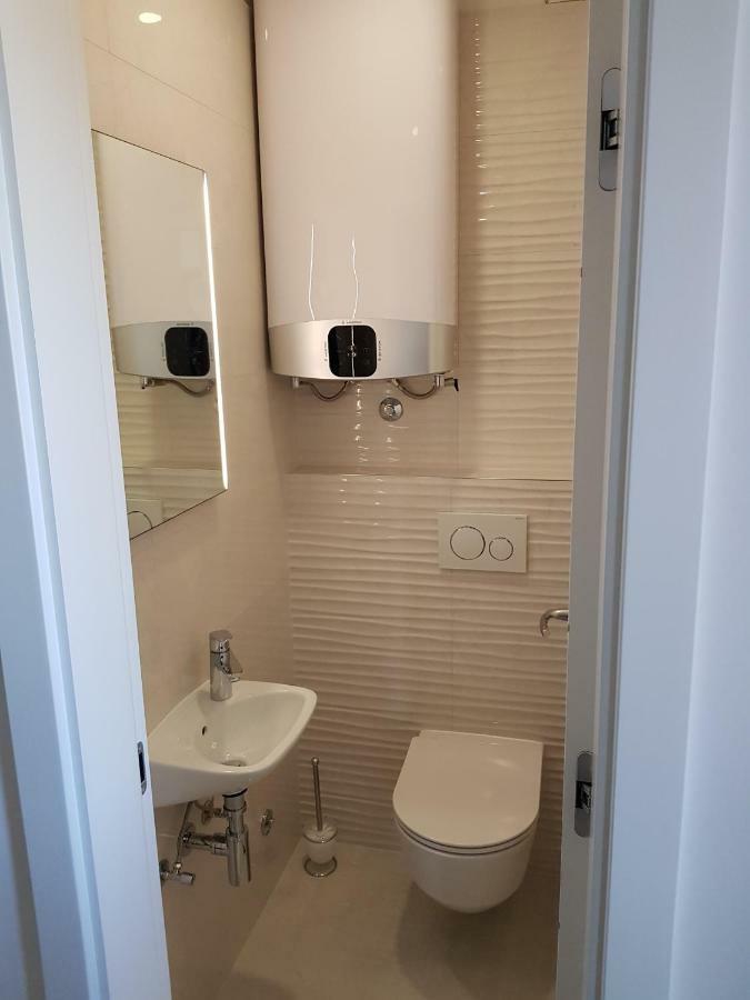 Apartmani Marella 돈지세케트 외부 사진