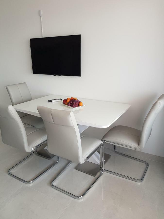 Apartmani Marella 돈지세케트 외부 사진
